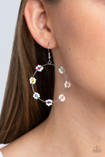 Load image into Gallery viewer, Paparazzi Dainty Daisies - Multi