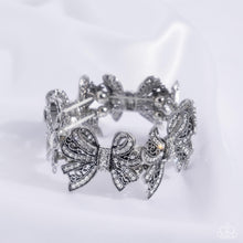 Load image into Gallery viewer, Paparazzi French Flourish - White