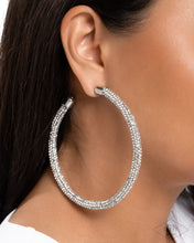 Load image into Gallery viewer, Paparazzi Classy Condition - White
