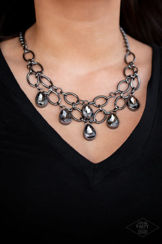 Paparazzi Show-Stopping Shimmer - Black Necklace