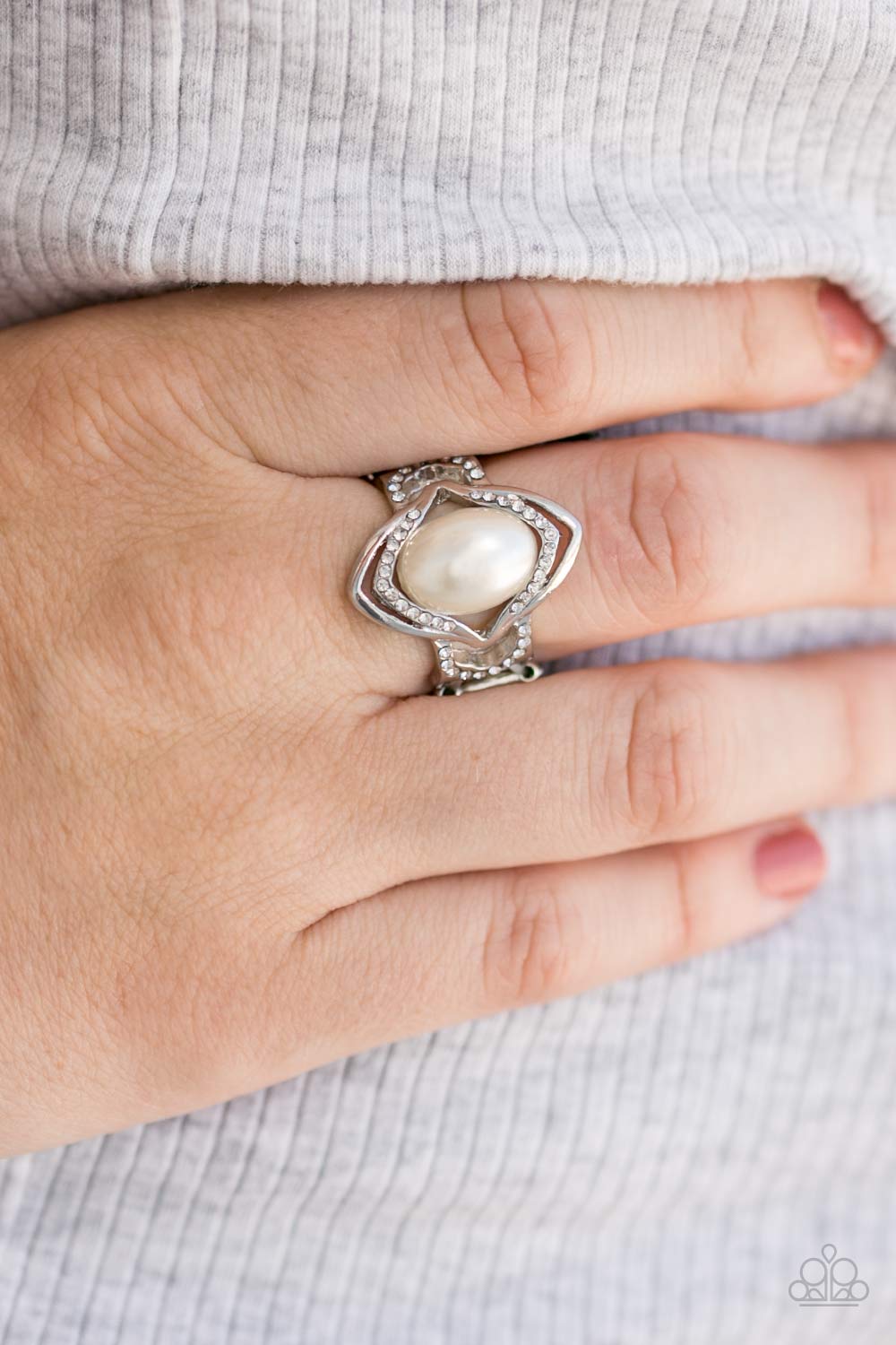 Paparazzi Positively Posh - White Pearl Ring