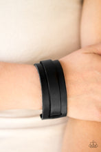 Load image into Gallery viewer, Road Trip Style - Black necklace