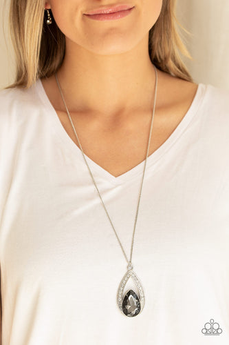 Paparazzi - Notorious Noble - Silver Necklace