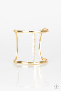 Paparazzi Diamond Deity - Gold