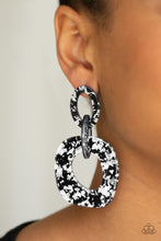 Load image into Gallery viewer, Confetti Congo - Silver and black earrings