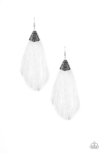 Paparazzi - Tassel Temptress - White