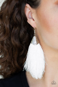 Paparazzi - Tassel Temptress - White