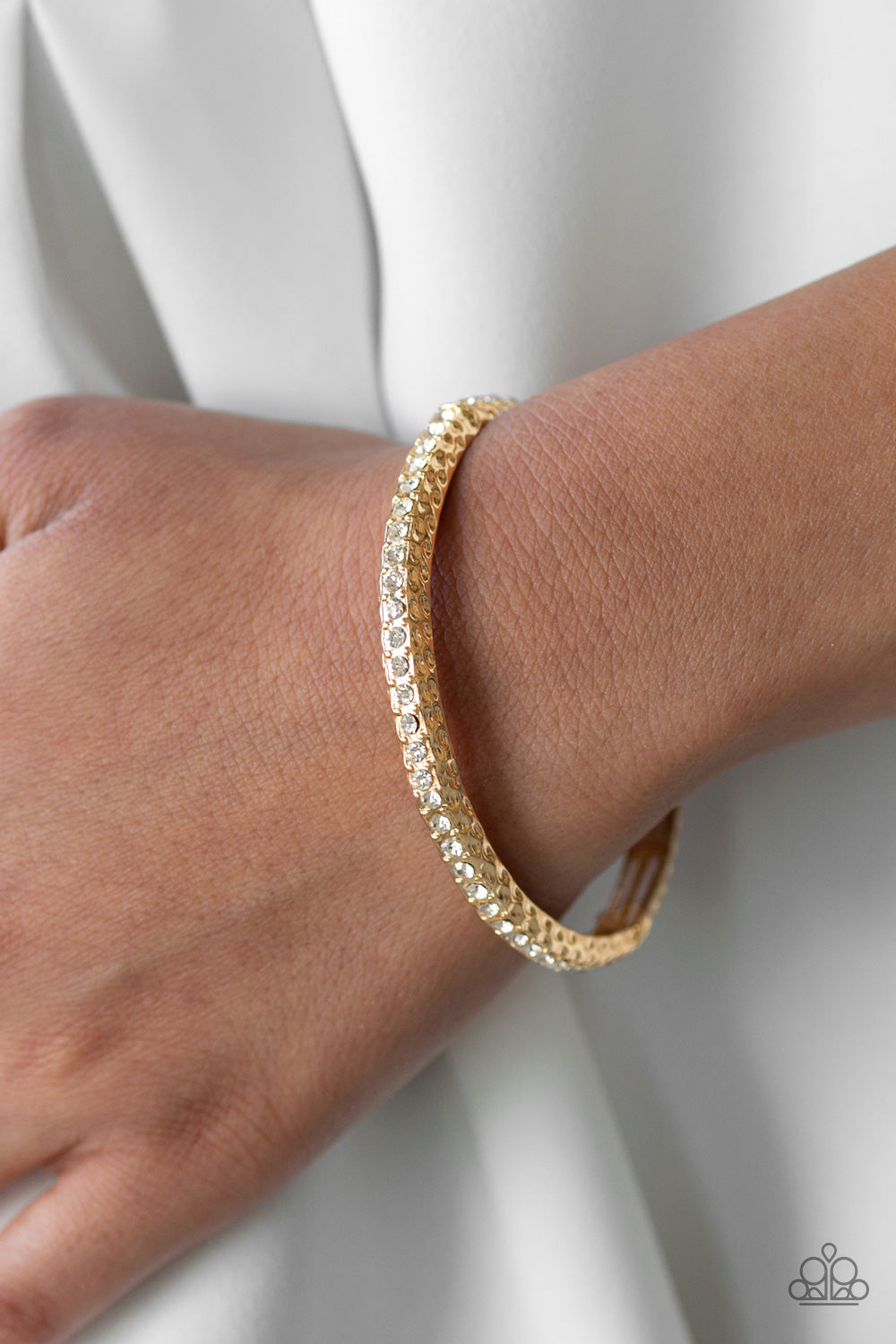 Paparazzi - Cha Cha Ching! - Gold Bracelet