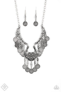Paparazzi - Treasure Temptress Necklace