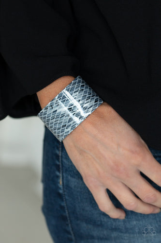Paparazzi - Vogue Revamp - Silver Bracelet