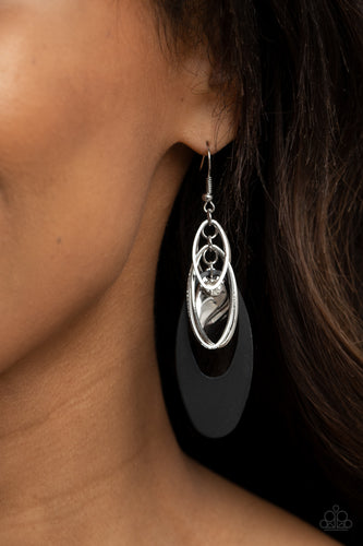 Paparazzi Ambitious Allure - Black