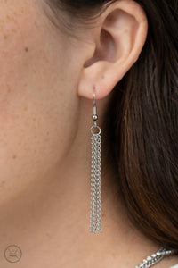 Paparazzi Glitzy Gusto - White