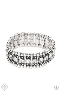 Paparazzi Ritzy Reboot - White