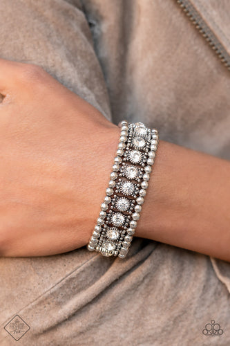 Paparazzi Ritzy Reboot - White