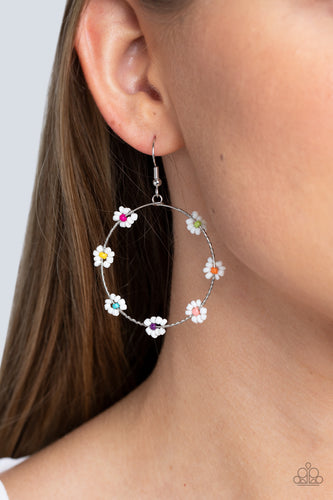 Paparazzi Dainty Daisies - Multi