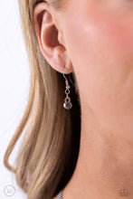 Load image into Gallery viewer, Paparazzi Strands of Sass - Silver